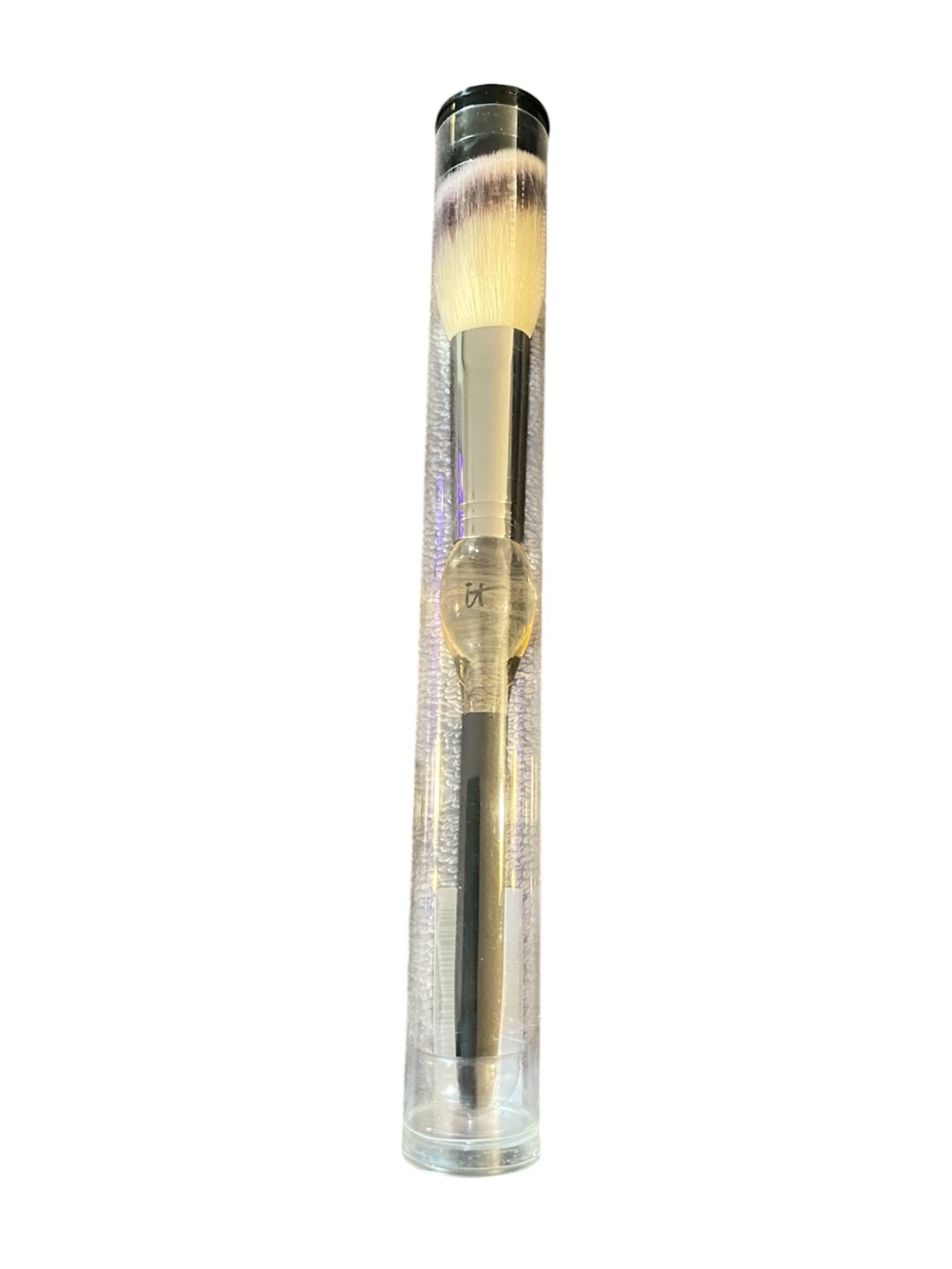 IT Heavenly Luxe French Boutique Blush Brush 4